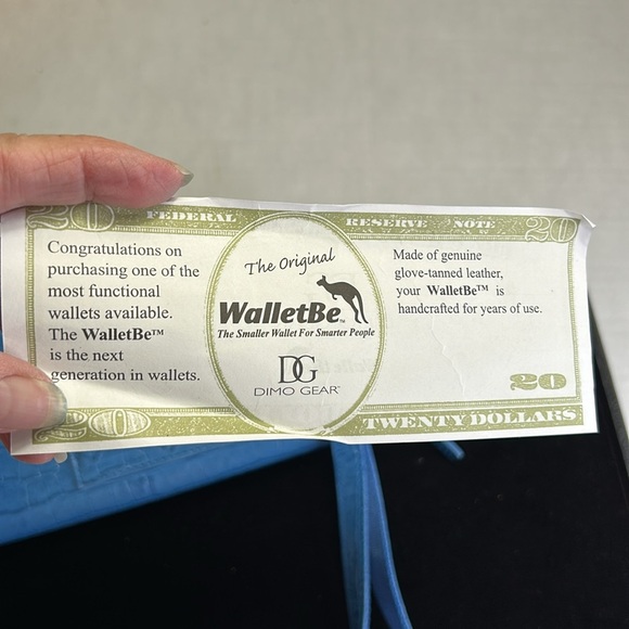 WALLEBE THE ORIGINAL NEW BLUE TEXERD LEATHER ACCORDION STYLE FUNCTIONAL WALLET - Picture 8 of 16